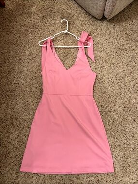 BCBGeneration Pink Tie Shoulder Mini Dress Size 8
